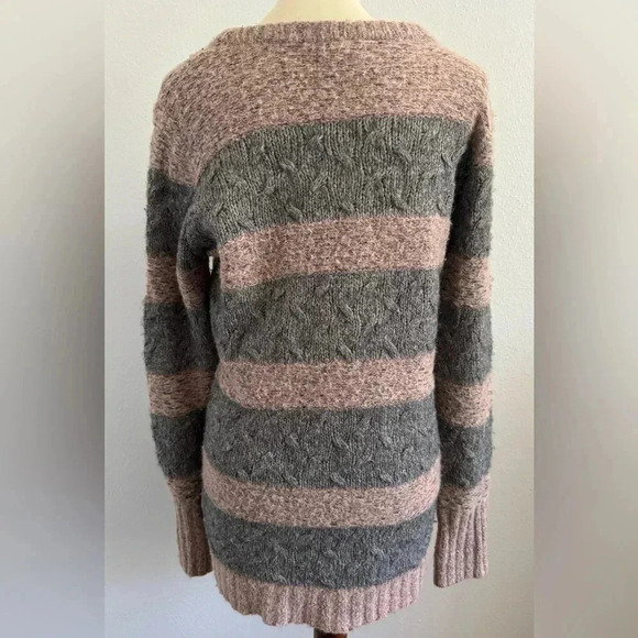 Kaisely Long Sleeve Pullover Wool Blend Gray and Pink Striped Sweater Size Large - Picture 5 of 13